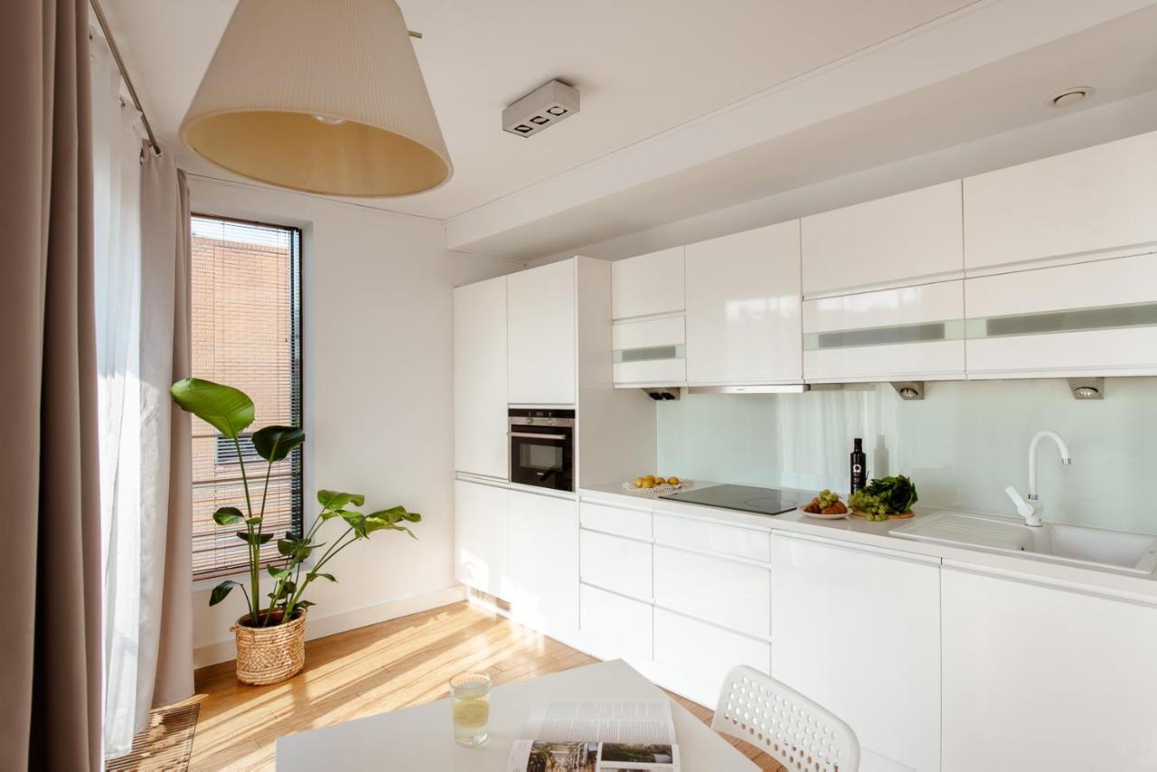 Spacious Apartment Close To Main Station / Galeria Krakowska ภายนอก รูปภาพ