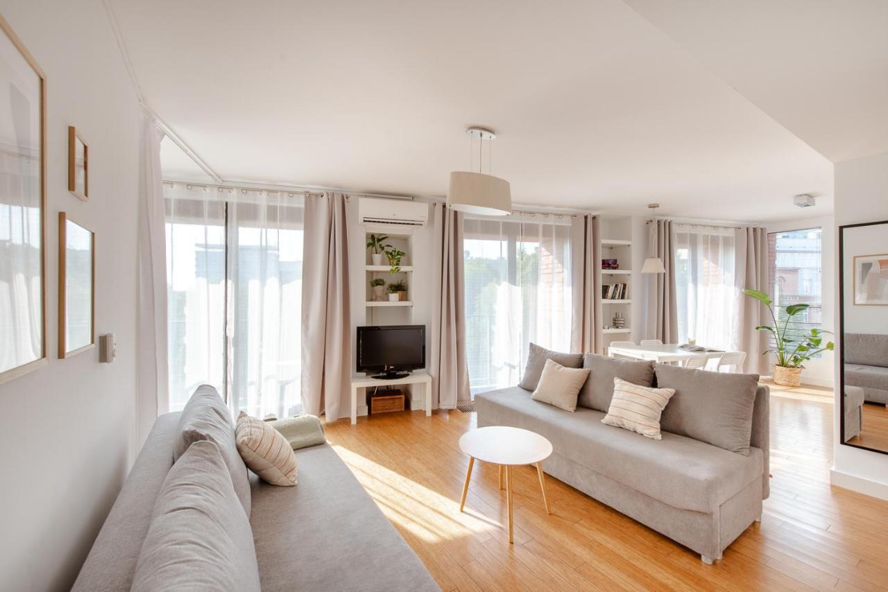 Spacious Apartment Close To Main Station / Galeria Krakowska ภายนอก รูปภาพ